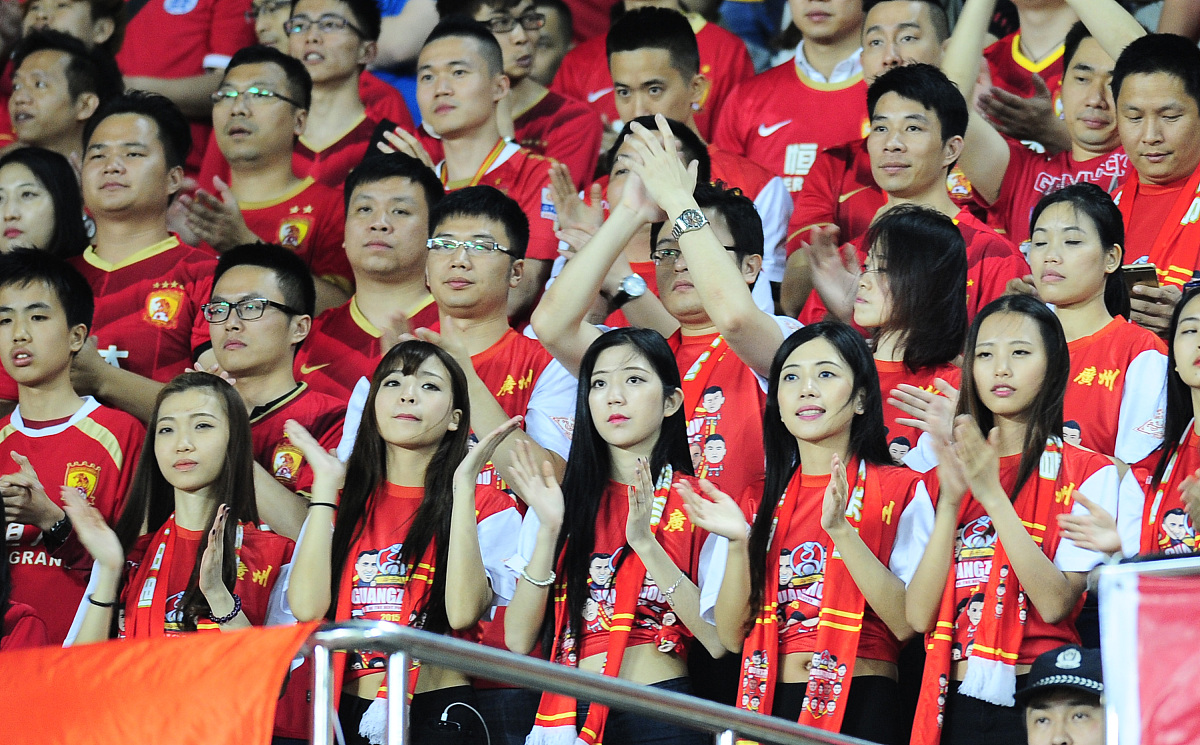 Karsa连续十场比赛得分超过险胜,塞尔维亚队不断突破!比赛高潮迭起的简单介绍 Karsa连续十场比赛得分超过险胜,塞尔维亚队不断突破!比赛高潮迭起的简单介绍