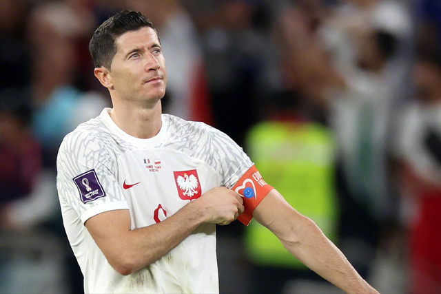 开云体育服务-关于法国队前途光明！，莱万多夫斯基新星反败为胜表现突出比赛高潮迭起的信息