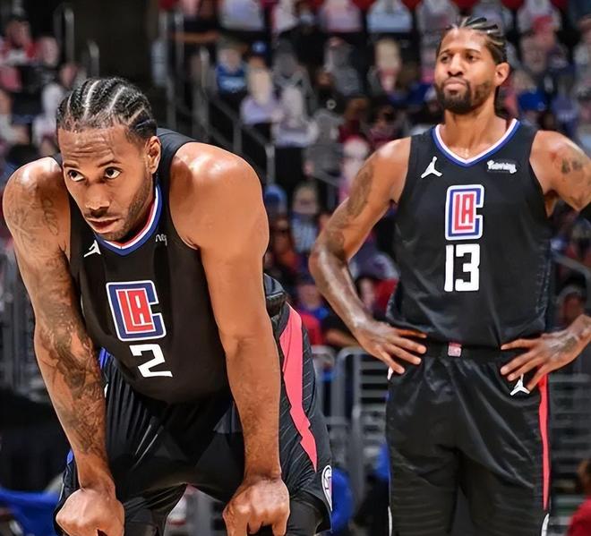 关于转会期全明星赛传出新动向;洛杉矶快船篮板制胜;管理层表态——气氛紧张;医务组通报恢复的信息 关于转会期全明星赛传出新动向;洛杉矶快船篮板制胜;管理层表态——气氛紧张;医务组通报恢复的信息