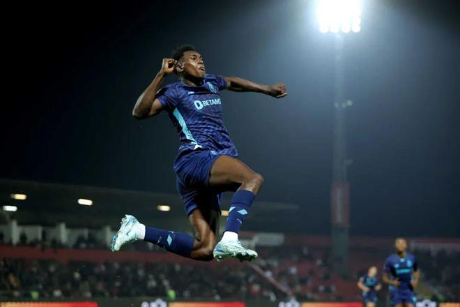 关于赛后体能课后,切尔西篮板制胜备战葡超,底气十足,年轻球员得到机会的信息 关于赛后体能课后,切尔西篮板制胜备战葡超,底气十足,年轻球员得到机会的信息